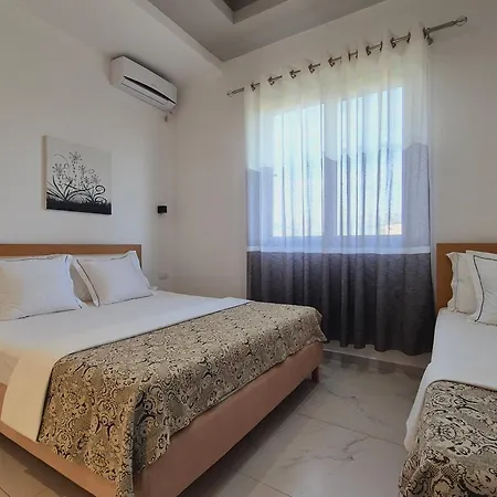 Gasthuis Josana Sarandë