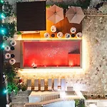 Josana 3*