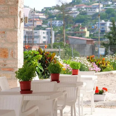 Josana * Sarande