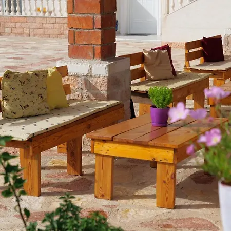 Guest house Josana