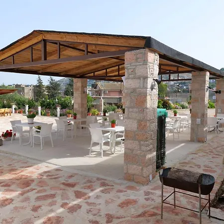 Josana Guest house