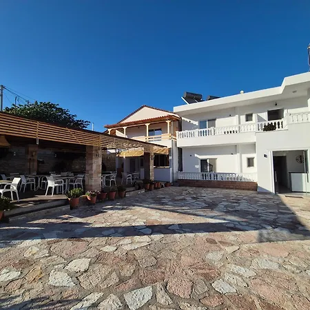 Josana Guest house *