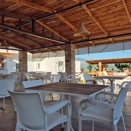 Josana Guest house Sarande