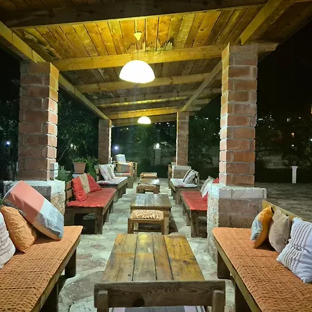 Guest house Josana Sarande