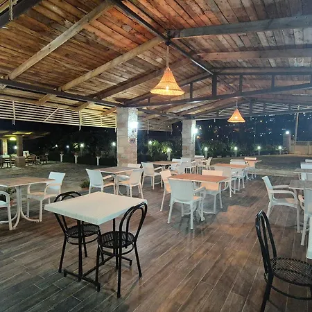 Josana Guest house *