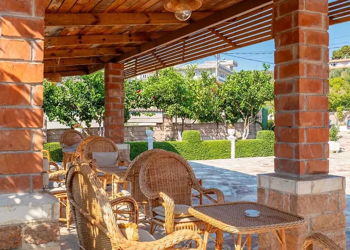Josana Pensión Sarandë